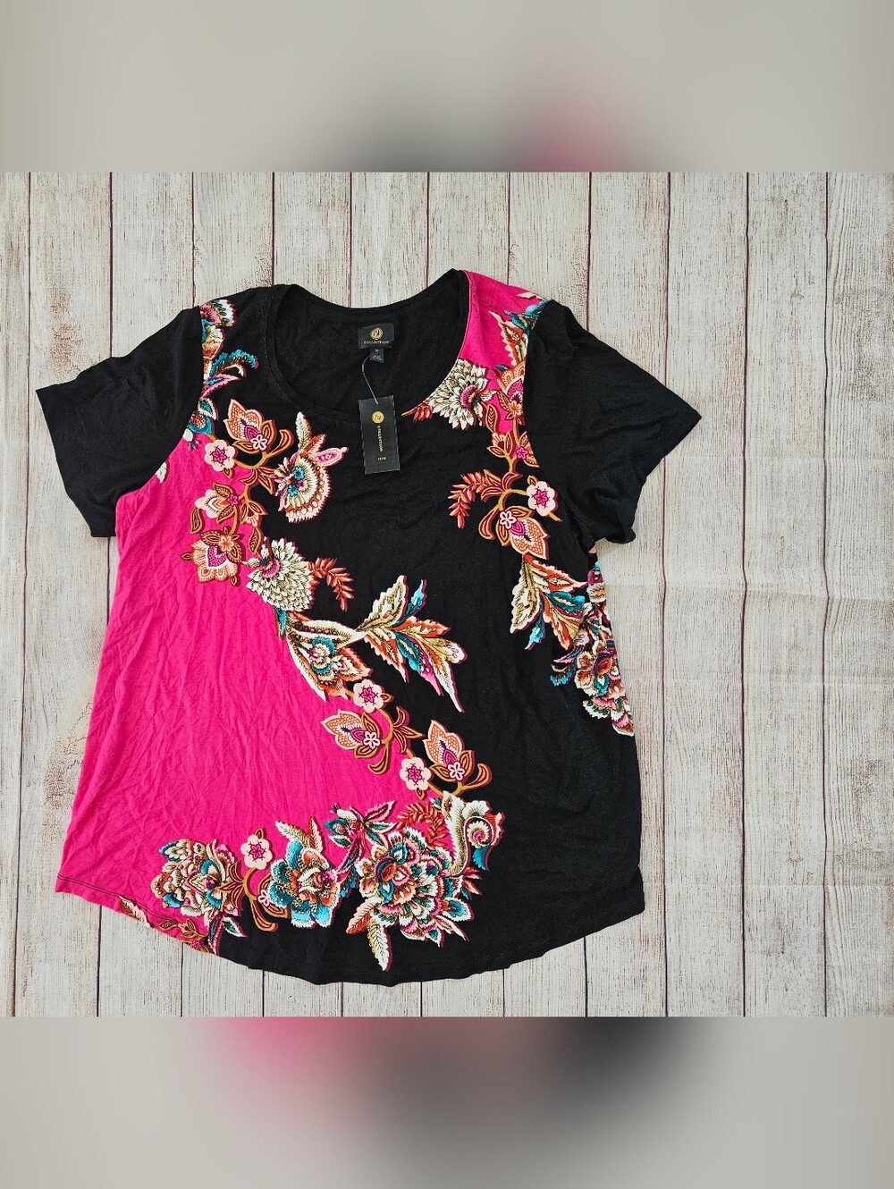 JM Collection Short Sleeve Scoop Neck Two-Tone Floral Tee - Black & Pink